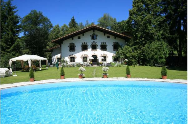 Villa Mellon Kitzbuhel Bagian luar foto